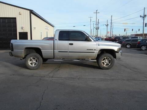 2001 Dodge Ram Pickup 1500 for sale at Settle Auto Sales TAYLOR ST. in Fort Wayne IN