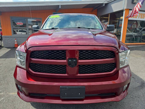 2017 RAM 1500 Express
