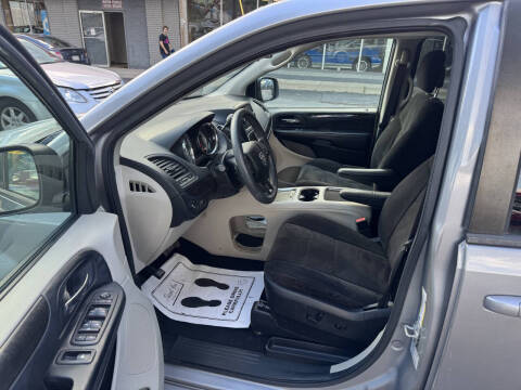 2016 Dodge Grand Caravan SXT
