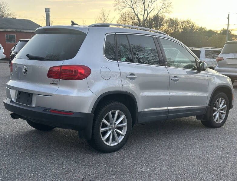 2017 Volkswagen Tiguan 2.0T Wolfsburg Edition 4Motion