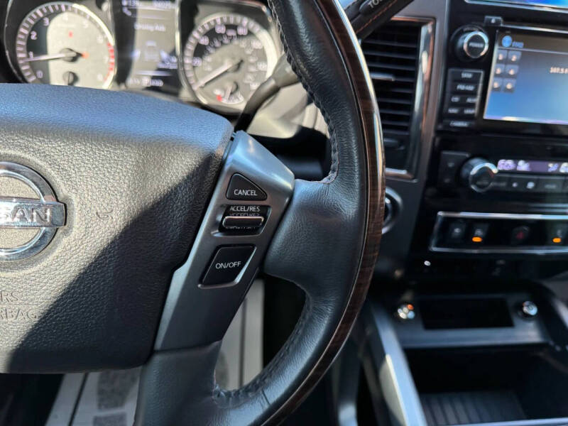 2017 Nissan Titan Platinum Reserve