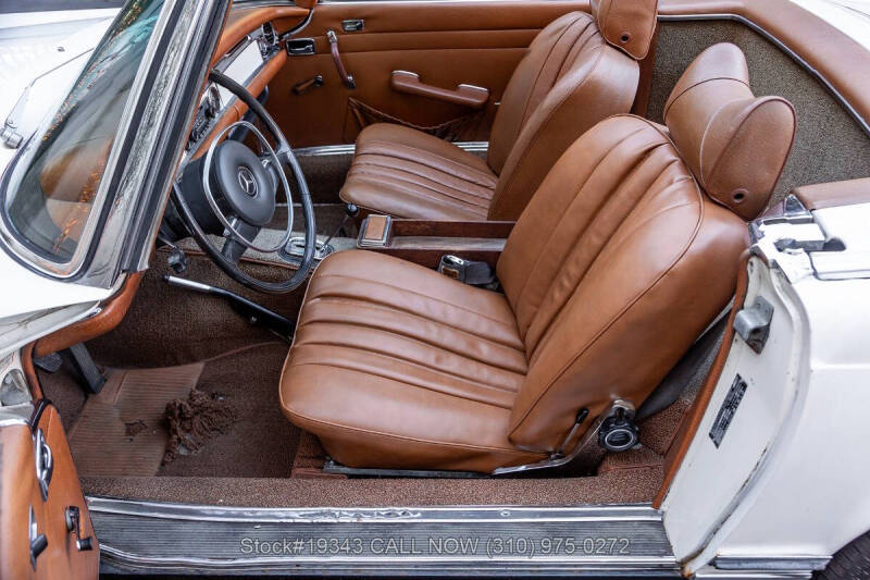 1970 Mercedes-Benz 280-Class
