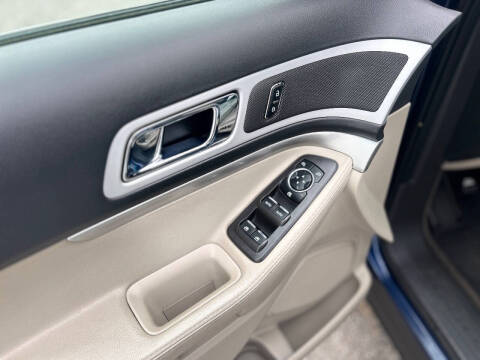 2012 Ford Explorer XLT