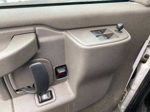 2022 Chevrolet Express 2500