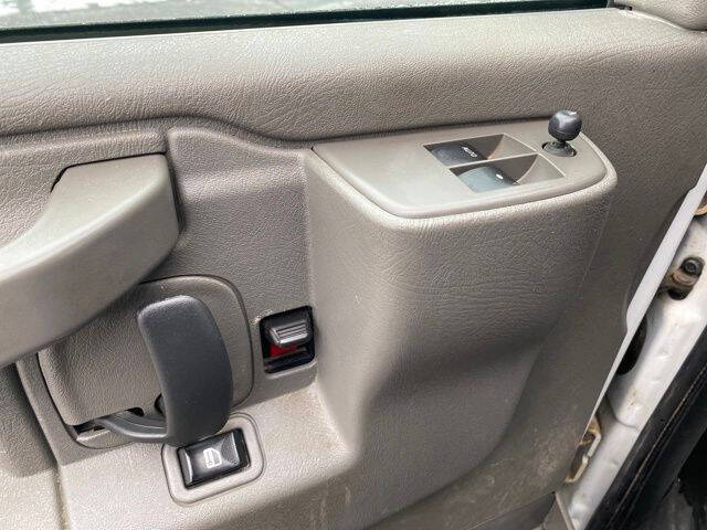 2022 Chevrolet Express 2500