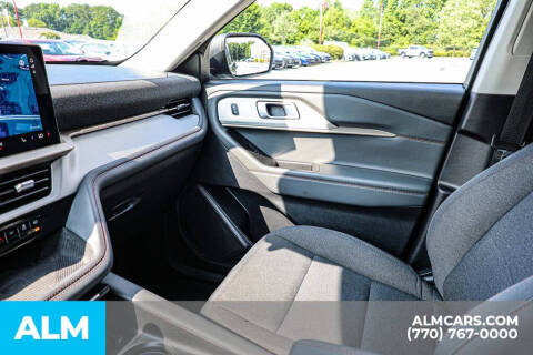 2025 Ford Explorer Active