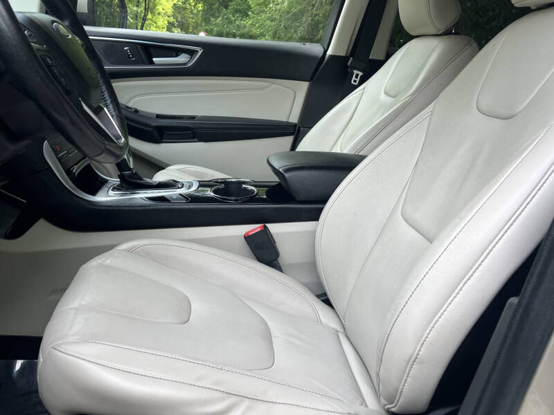 2018 Ford Edge Titanium