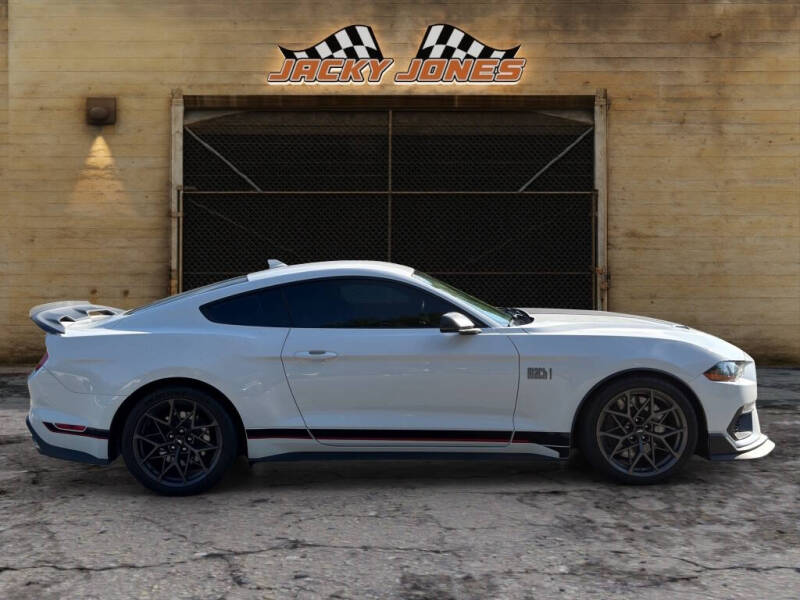 2022 Ford Mustang Mach 1