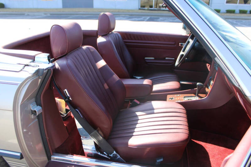 1989 Mercedes-Benz 560-Class 560 SL