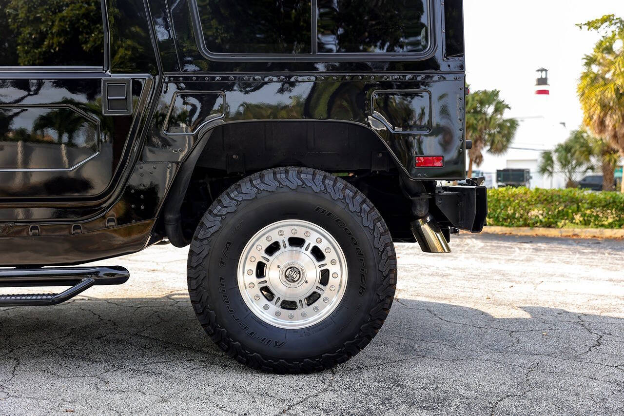 2004 HUMMER H1 10