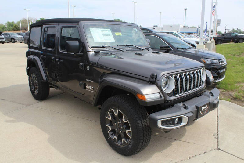 2024 Jeep Wrangler 4-Door Sahara's photo