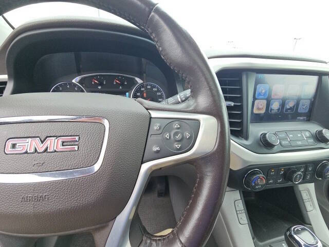 2017 GMC Acadia SLT-2