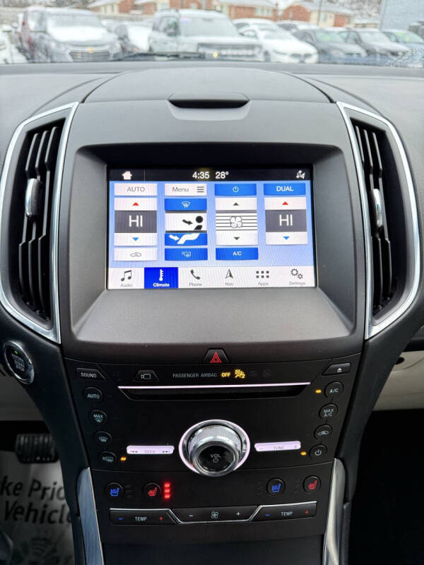 2019 Ford Edge Titanium