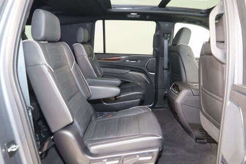 2022 Cadillac Escalade ESV Premium Luxury