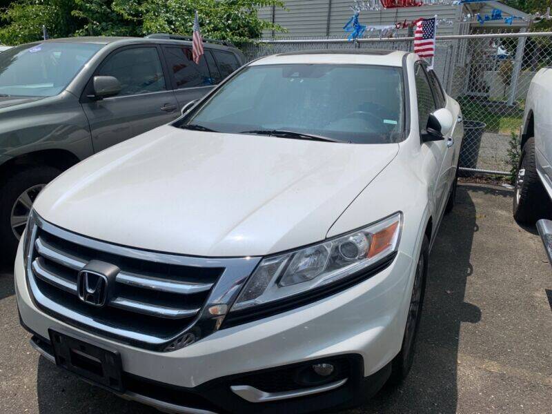 2013 Honda Crosstour for sale at E Z Buy Used Cars Corp. in Central Islip NY