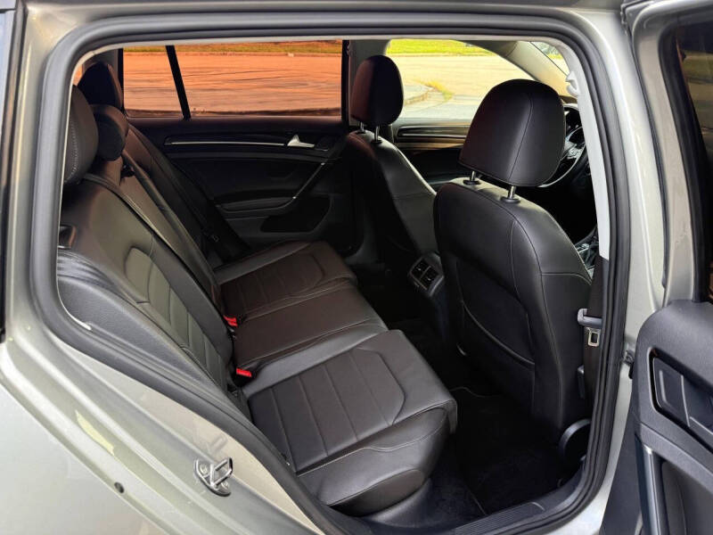 2015 Volkswagen Golf SportWagen TDI SEL