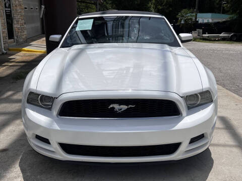 2013 Ford Mustang V6