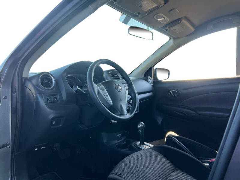 2019 Nissan Versa