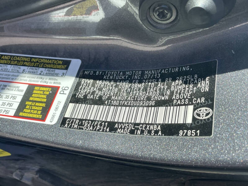 2013 Toyota Camry Hybrid LE