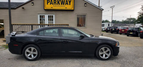 2013 Dodge Charger for sale at Parkway Motors in Springfield IL