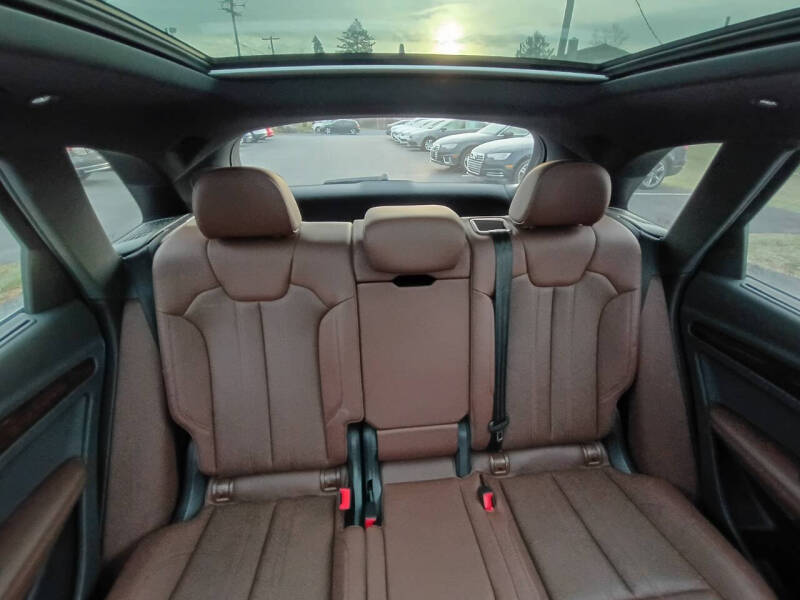 2020 Audi Q5 quattro Premium Plus 45 TFSI