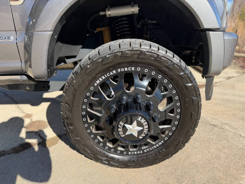 2022 Ford F-450 Super Duty Platinum