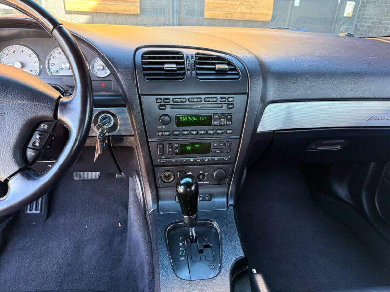 2004 Ford Thunderbird Deluxe