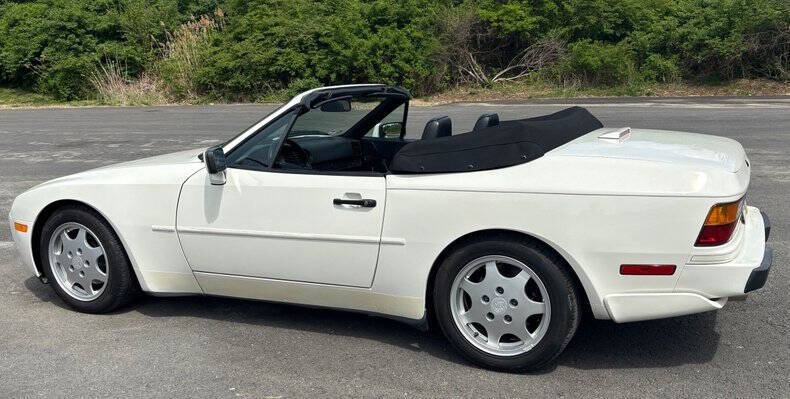 1990 Porsche 944 S2