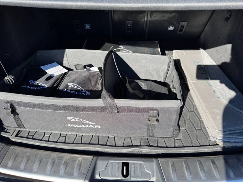 2020 Jaguar F-PACE 25t Premium