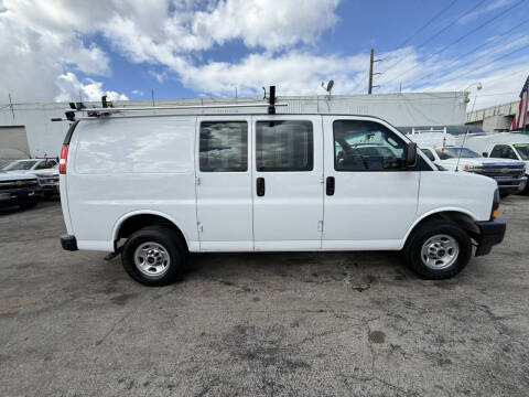 2022 GMC Savana 2500