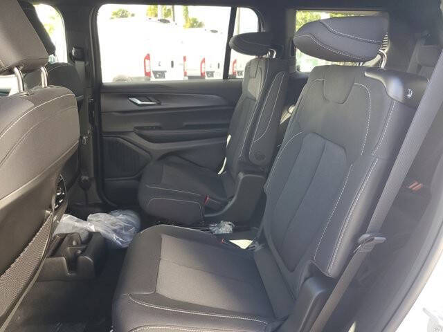 2025 Jeep Grand Cherokee L Laredo X