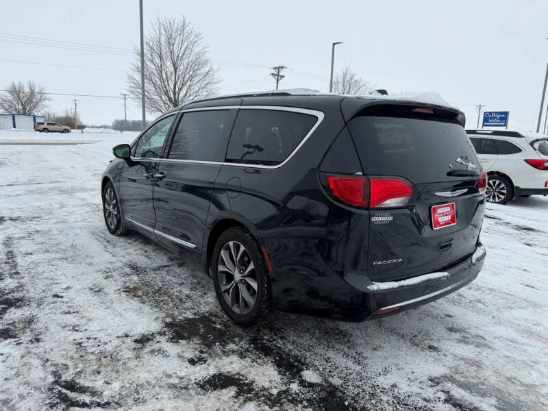 2017 Chrysler Pacifica Limited