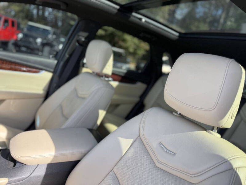 2017 Cadillac XT5 Premium Luxury