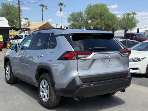 2021 Toyota RAV4 LE