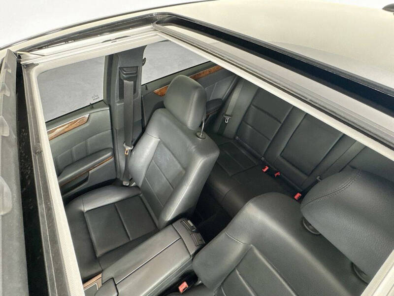 2010 Mercedes-Benz E-Class