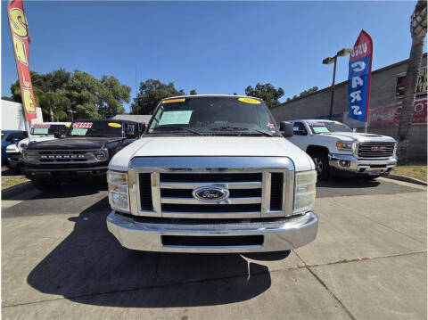 2013 Ford E-Series E-150 XLT
