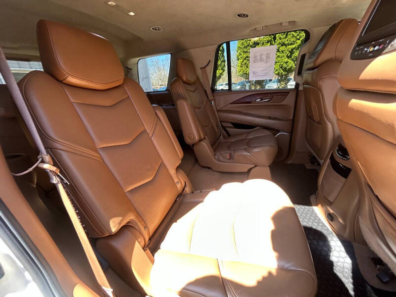 2015 Cadillac Escalade Platinum
