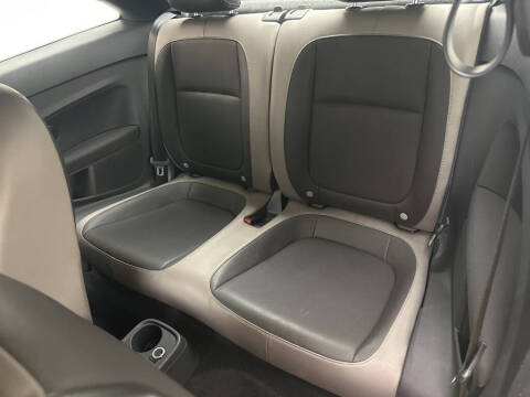 2015 Volkswagen Beetle 1.8T Classic PZEV