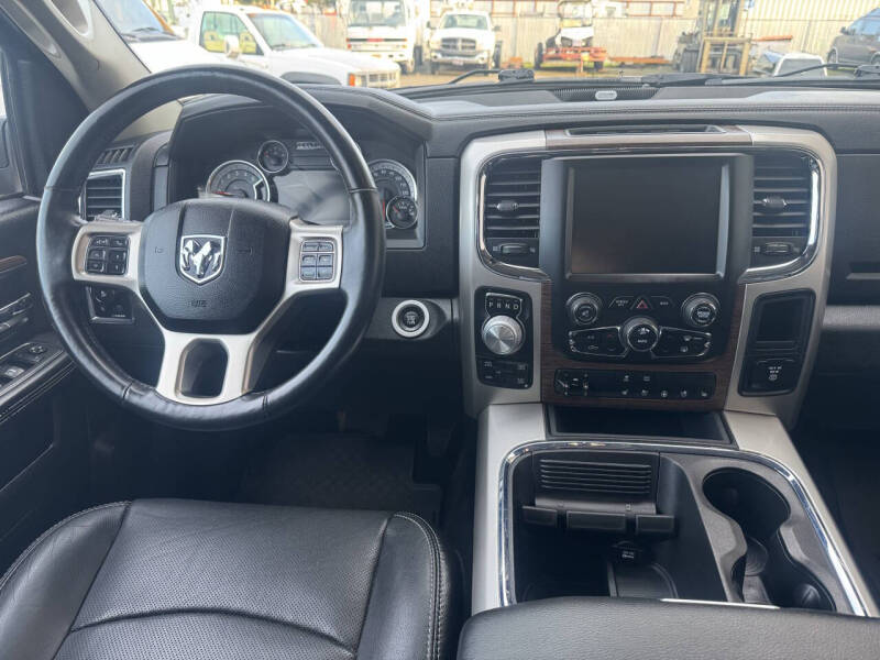 2016 RAM 1500 Laramie