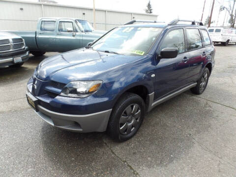 2003 Mitsubishi Outlander for sale at Gold Key Motors in Centralia WA