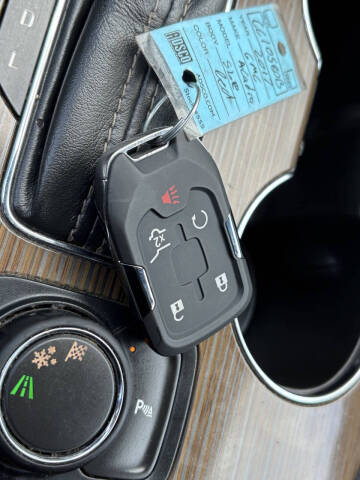 2017 GMC Acadia SLE-2