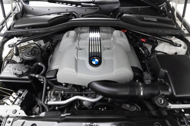 2004 BMW 5 Series 545i