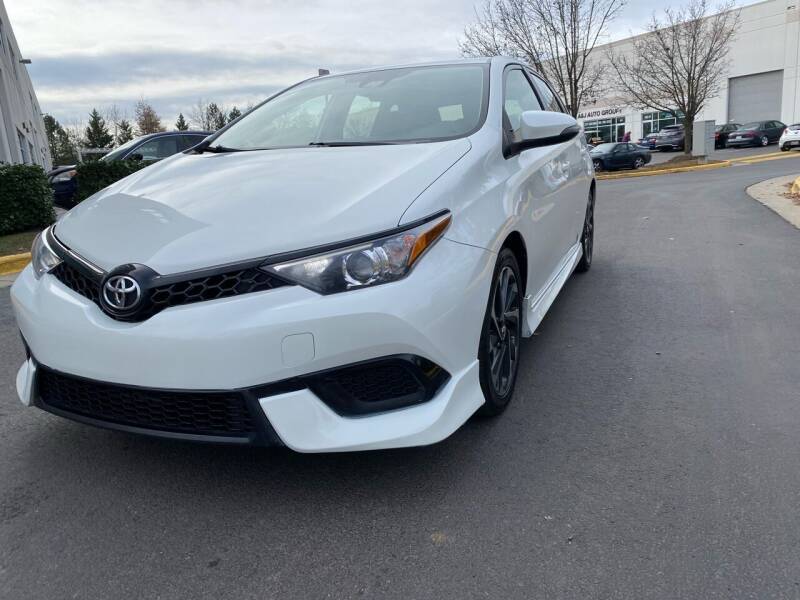 2018 Toyota Corolla iM for sale at Super Bee Auto in Chantilly VA