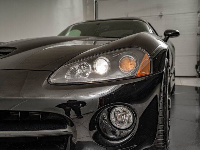2006 Dodge Viper SRT-10