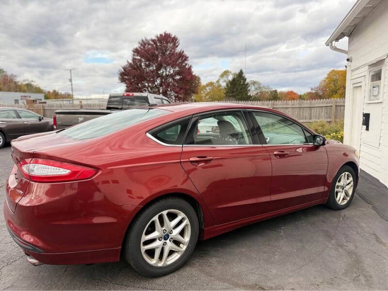 2014 Ford Fusion SE