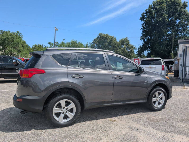 2013 Toyota RAV4 LE