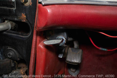 1961 Ford Thunderbird