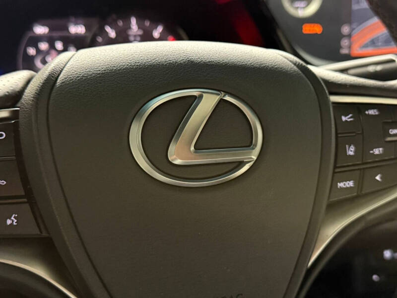 2022 Lexus ES 350 F SPORT
