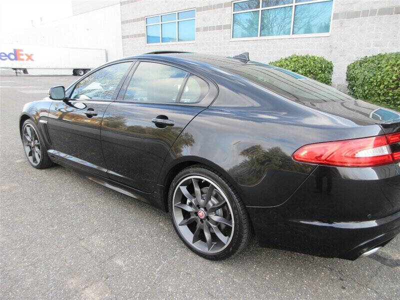 2015 Jaguar XF 3.0 Sport