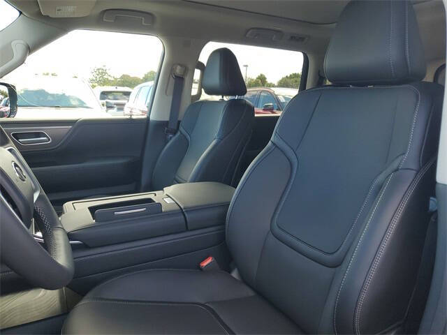 2026 Infiniti QX80 Pure